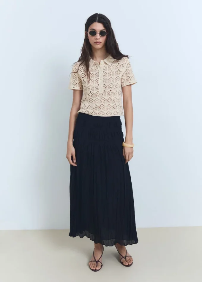 Krátký rukávový háčkovaný svetr Krátký rukávový háčkovaný svetr