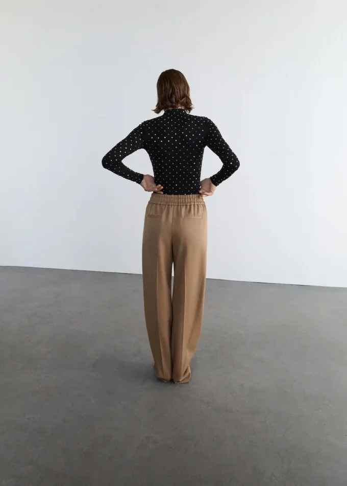 Krystalové body s dlouhými rukávy Krystalové body s dlouhými rukávy