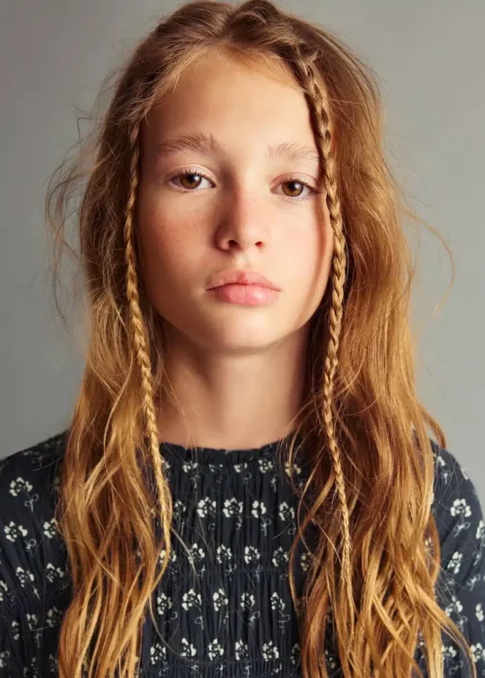 Květinové šaty s nafouknutými rukávy Květinové šaty s nafouknutými rukávy