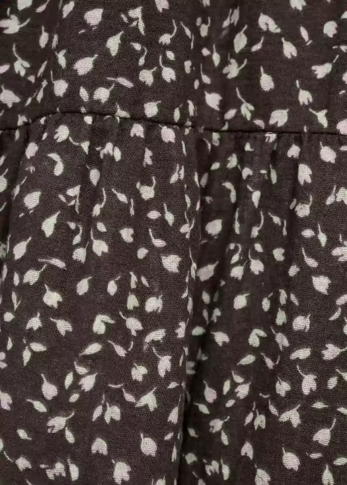 Květinové šaty s volánky Květinové šaty s volánky