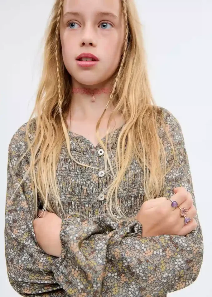 Květinové šaty se shrnováním Květinové šaty se shrnováním