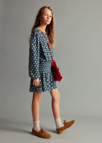 Květinové šaty se shrnováním Květinové šaty se shrnováním