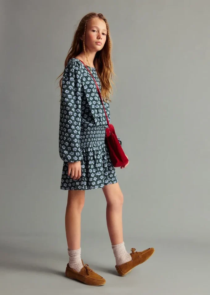 Květinové šaty se shrnováním Květinové šaty se shrnováním