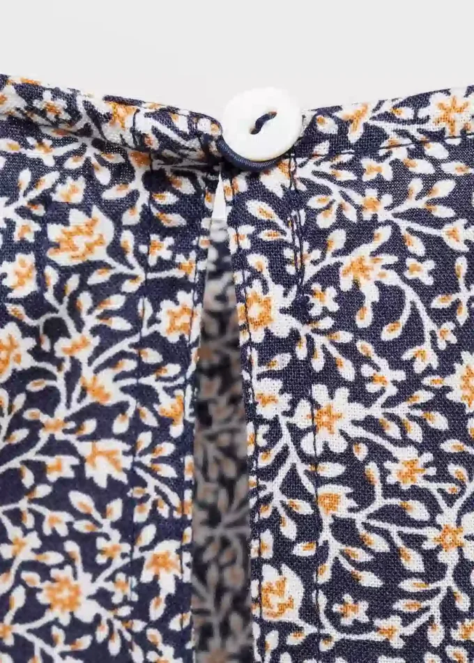 Květinové šaty se shrnováním Květinové šaty se shrnováním