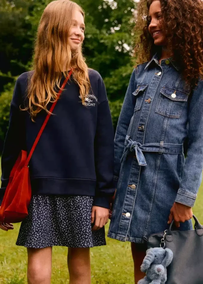 Květinové mikinové šaty