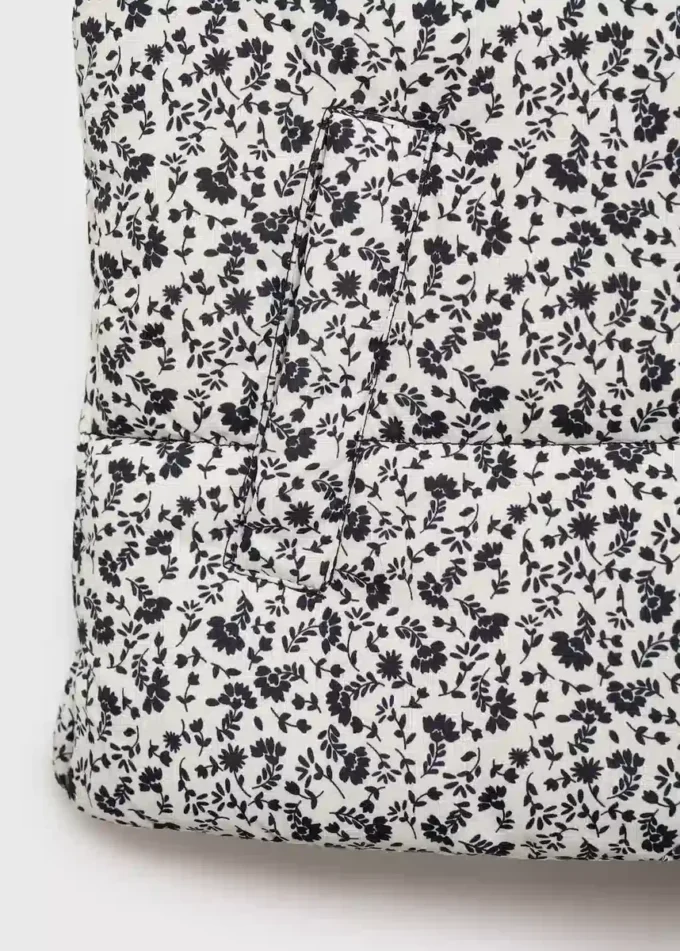 Květinová prošívaná vesta Květinová prošívaná vesta