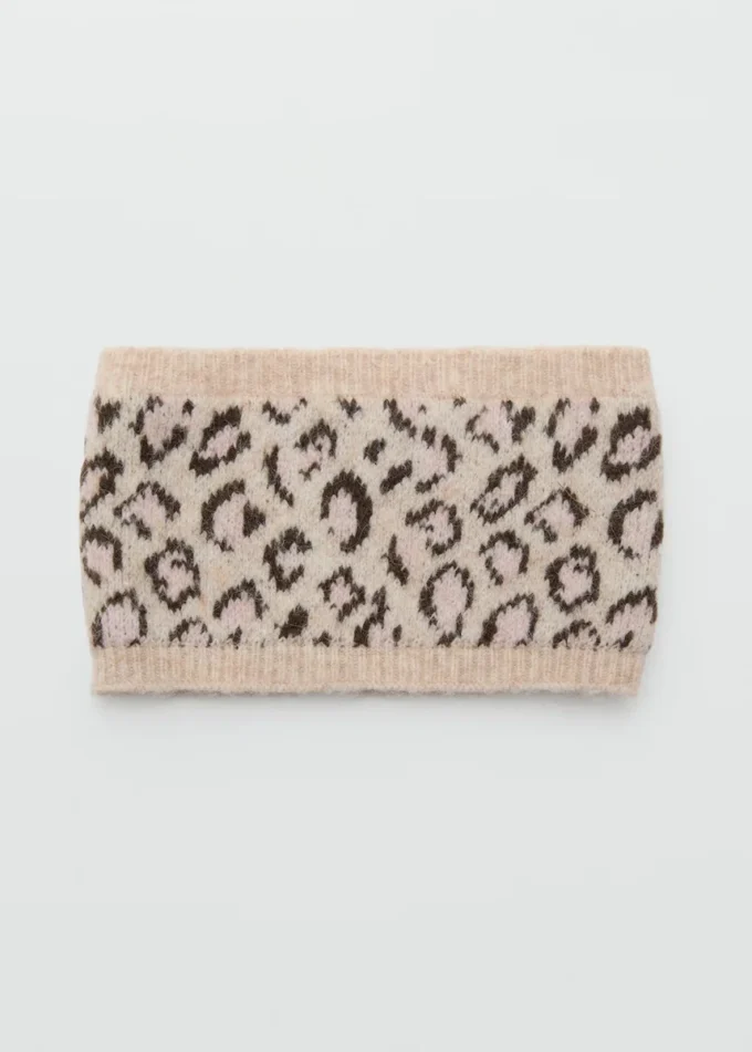 Šála s leopardím potiskem