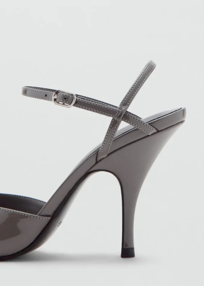 Lakované boty na podpatku Lakované boty na podpatku