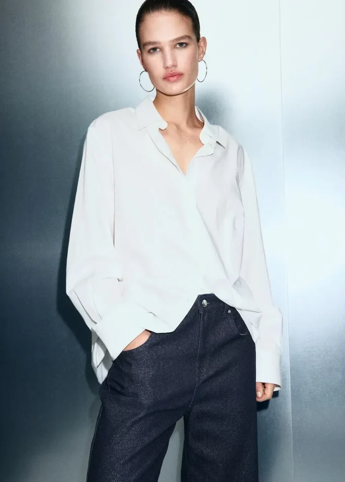 Lesklé džíny s rovnými nohavicemi Lesklé džíny s rovnými nohavicemi