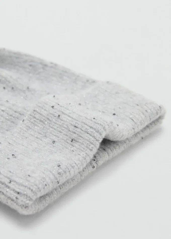 Lesklý klobouk s flitry Lesklý klobouk s flitry