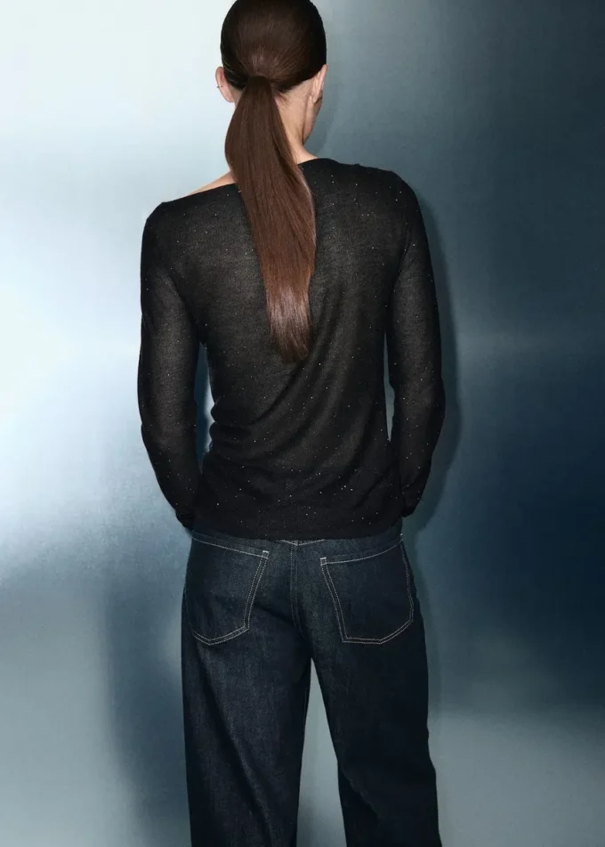 Lesklý top s lodním výstřihem Lesklý top s lodním výstřihem