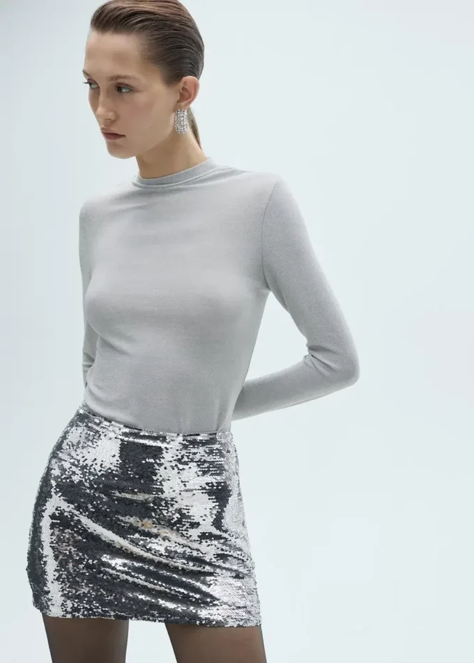 Lurexové tričko s perkinsovým výstřihem Lurexové tričko s perkinsovým výstřihem