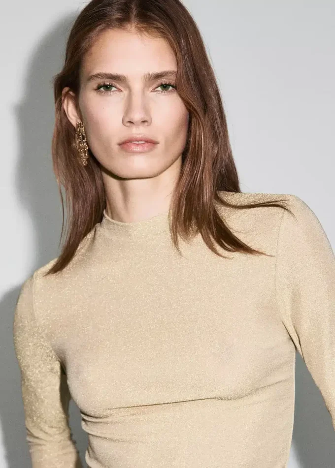 Lurexové tričko s perkinsovým výstřihem Lurexové tričko s perkinsovým výstřihem