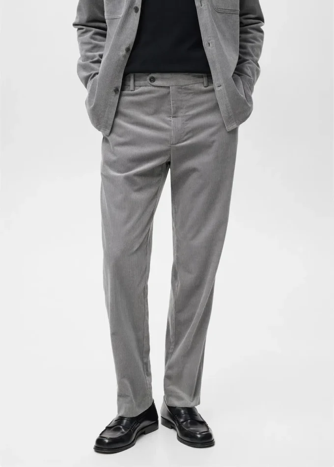 Manšestrové kalhoty s regular střihem Manšestrové kalhoty s regular střihem