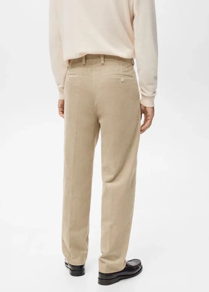 Manšestrové kalhoty s regular střihem Manšestrové kalhoty s regular střihem