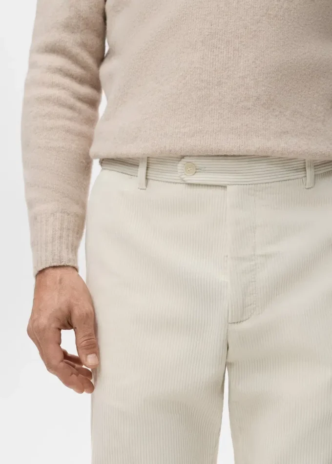 Manšestrové kalhoty s regular střihem Manšestrové kalhoty s regular střihem