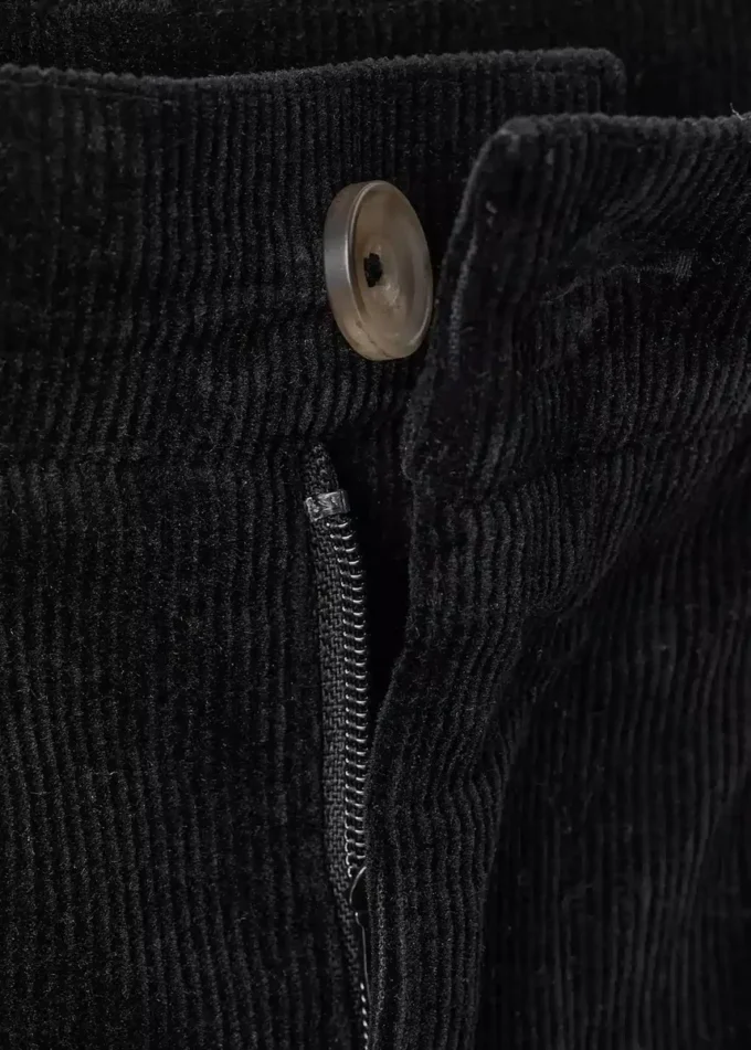 Manšestrové kalhoty s rovnými nohavicemi Manšestrové kalhoty s rovnými nohavicemi