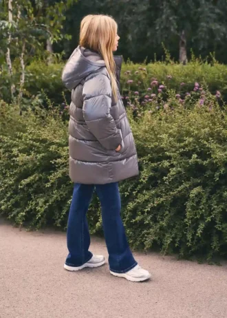 Metalická péřová bunda