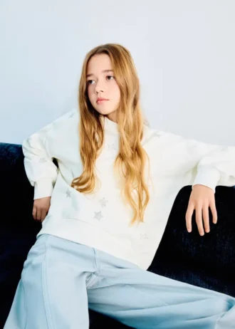 Mikina s hvězdami z umělých diamantů