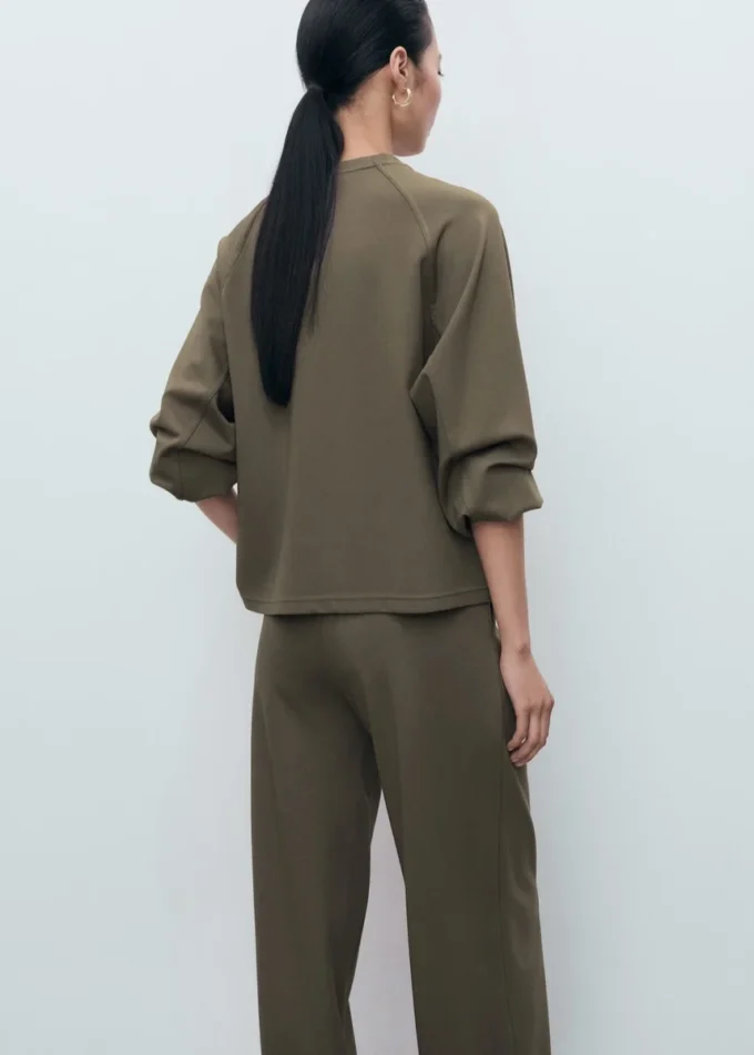 Mikina s kulatým výstřihem Mikina s kulatým výstřihem