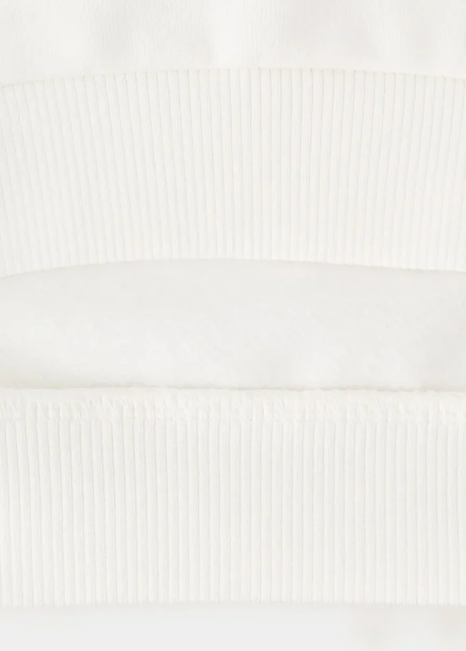 Mikina s květinovou výšivkou Mikina s květinovou výšivkou