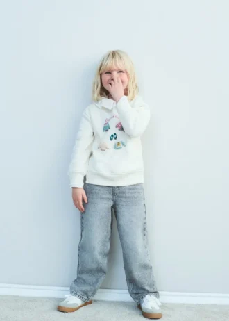 Mikina s nášivkou Mikina s nášivkou