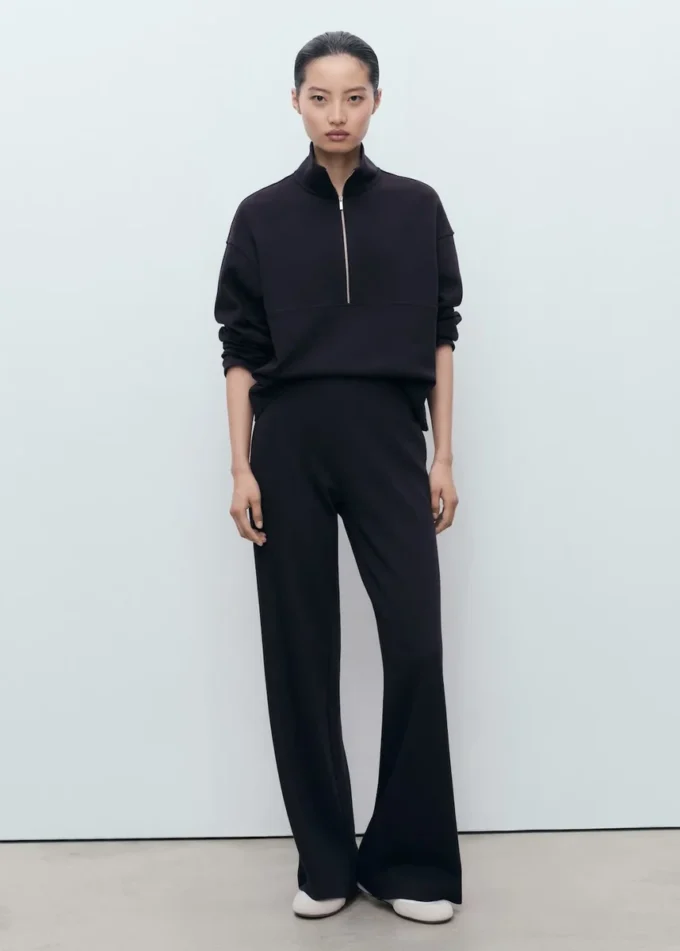 Mikina s rolákem a zipem Mikina s rolákem a zipem