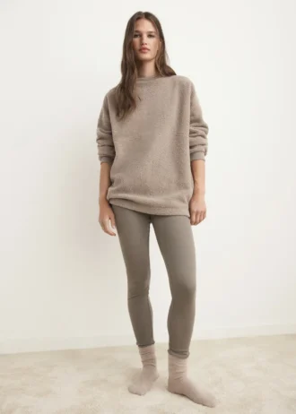 Mikina z ovčí kůže