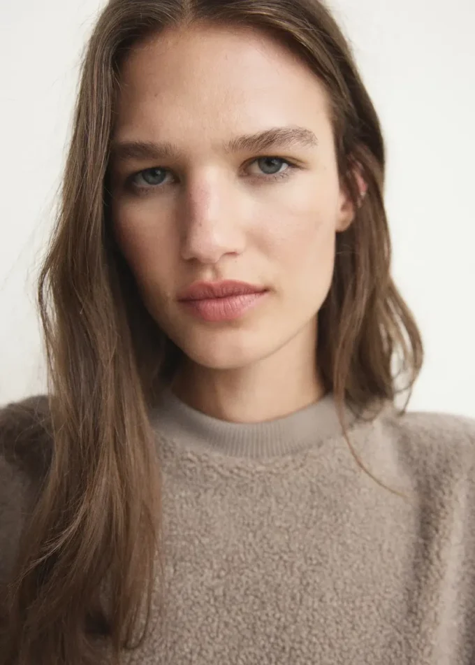 Mikina z ovčí kůže Mikina z ovčí kůže