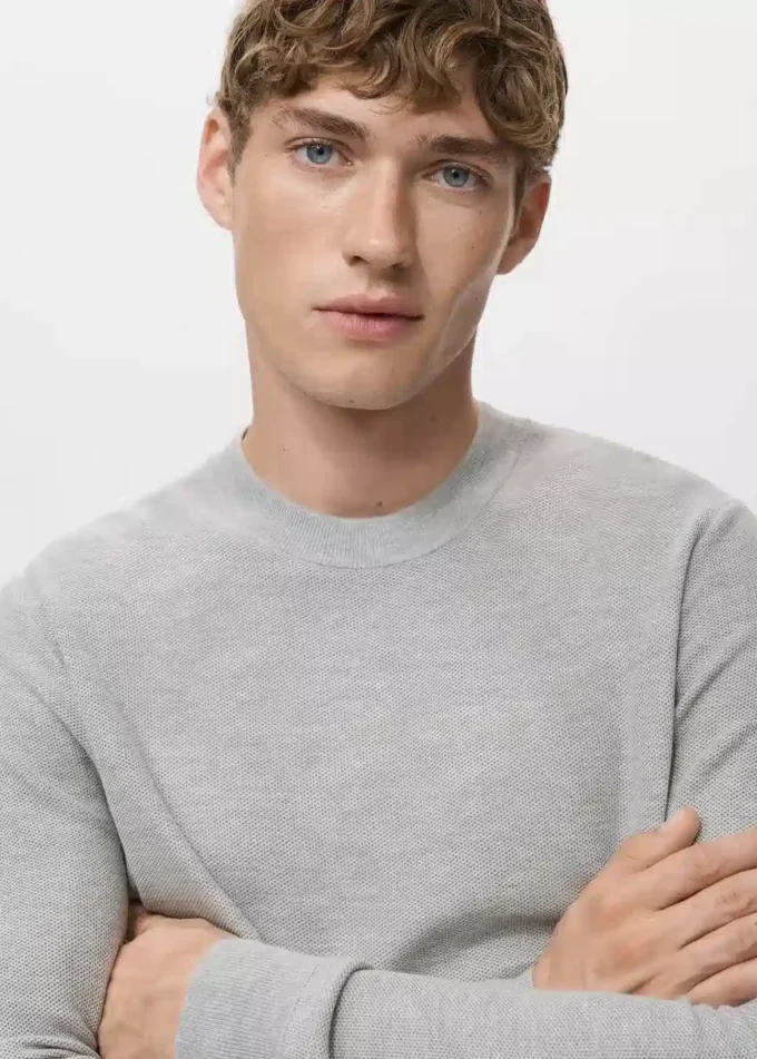 Mikrostrukturovaný bavlněný pletený svetr Mikrostrukturovaný bavlněný pletený svetr