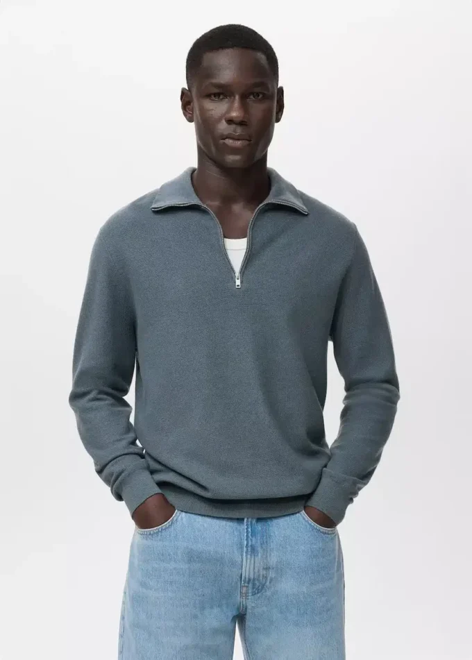 Mikrostrukturovaný svetr se zipem u krku Mikrostrukturovaný svetr se zipem u krku