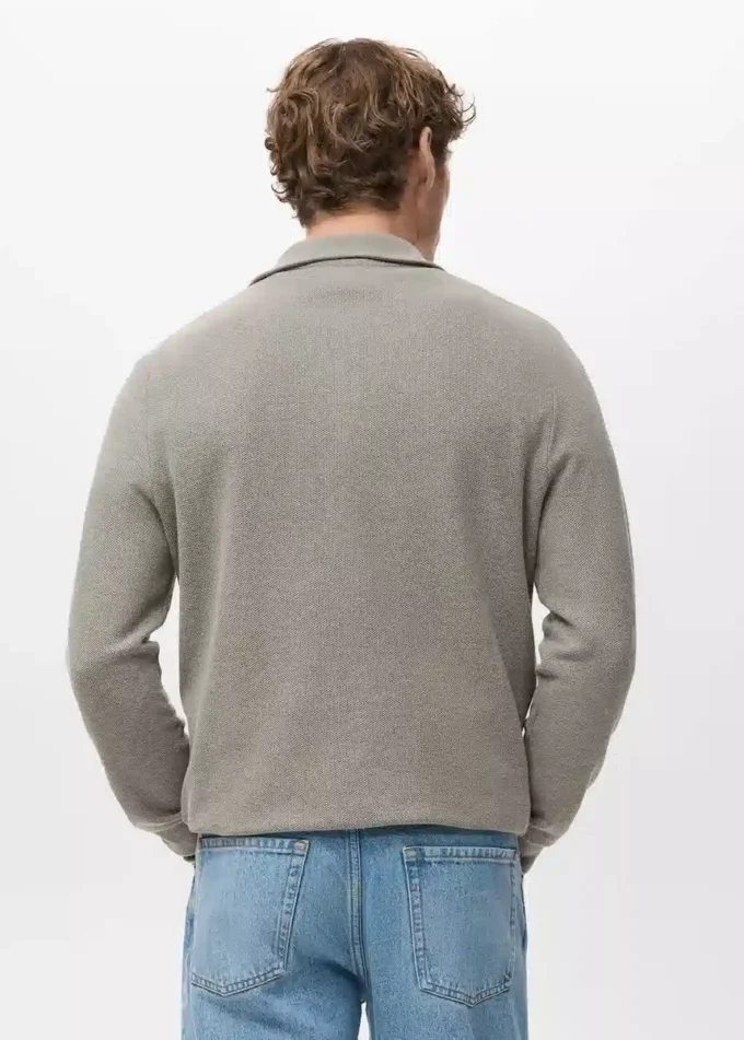 Mikrostrukturovaný svetr se zipem u krku Mikrostrukturovaný svetr se zipem u krku
