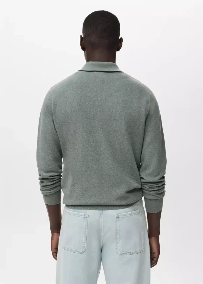 Mikrostrukturovaný svetr se zipem u krku Mikrostrukturovaný svetr se zipem u krku