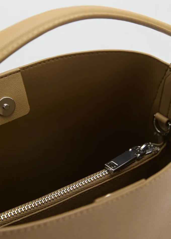 Mini nákupní taška s přezkou Mini nákupní taška s přezkou