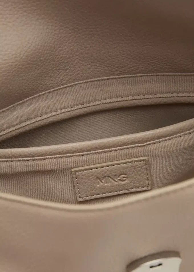 Městská taška přes rameno s klopou Městská taška přes rameno s klopou