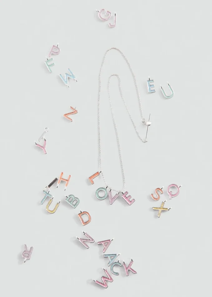 Náhrdelník s více korálky Náhrdelník s více korálky