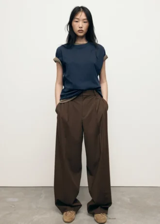 Nízký pas, široké nohavice