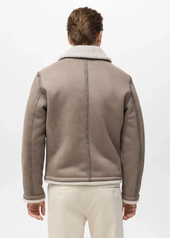 Oboustranná bunda s detaily z ovčí kůže Oboustranná bunda s detaily z ovčí kůže