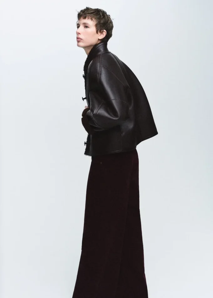 Oboustranná bunda z ovčí kůže Oboustranná bunda z ovčí kůže