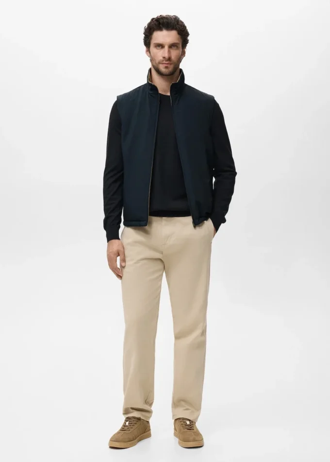 Oboustranná vesta s vodoodpudivou úpravou Oboustranná vesta s vodoodpudivou úpravou