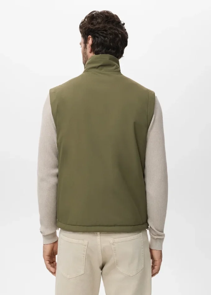 Oboustranná vesta s vodoodpudivou úpravou Oboustranná vesta s vodoodpudivou úpravou