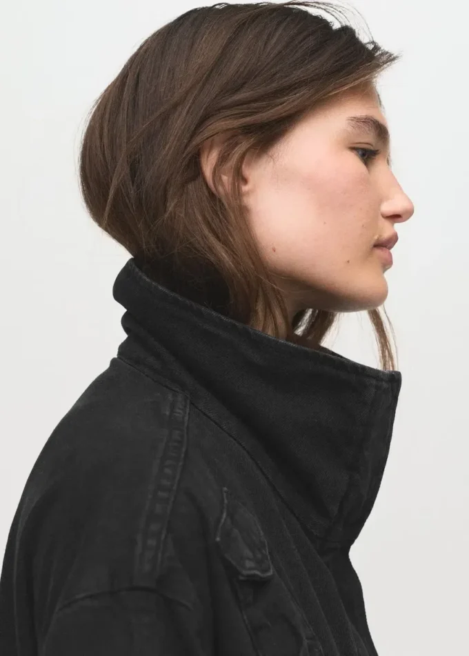 Oversized džínová bunda s kapsami Oversized džínová bunda s kapsami