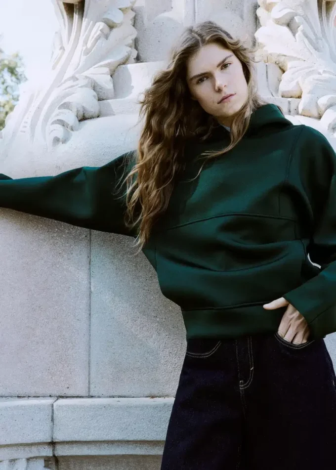 Oversized mikina s kapucí Oversized mikina s kapucí