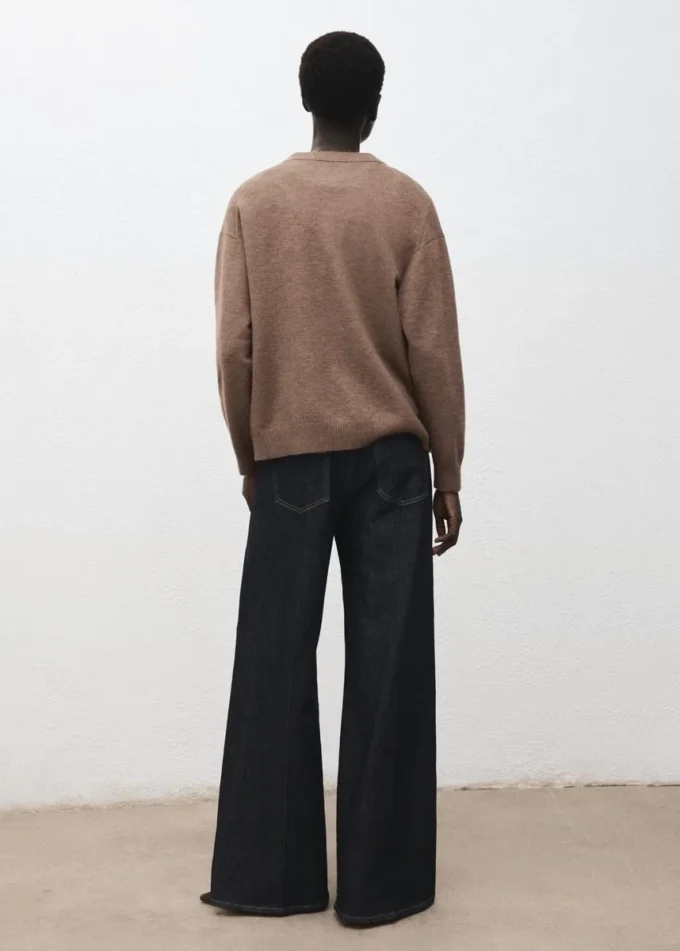 Oversized svetr s žebrovaným lemem Oversized svetr s žebrovaným lemem