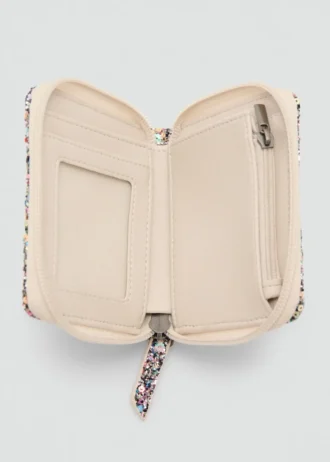 Peněženka s třpytivým povrchem