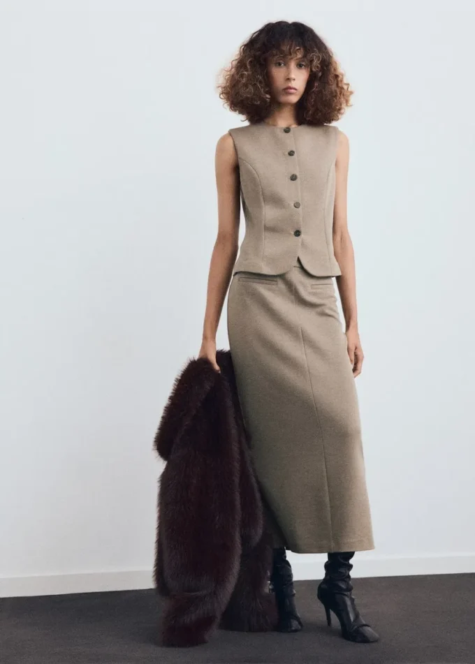 Přiléhavá saková vesta Přiléhavá saková vesta