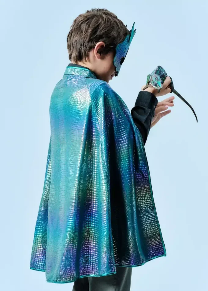 Plášť s dračí maskou Plášť s dračí maskou