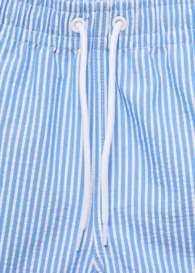 Plavky s více pruhy Plavky s více pruhy