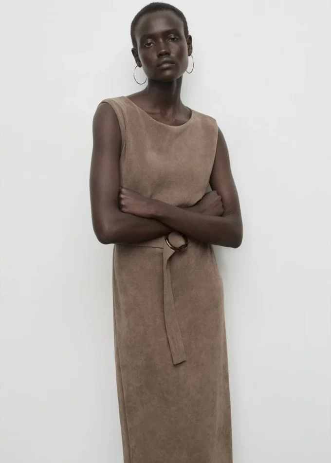 Pletené šaty s páskem