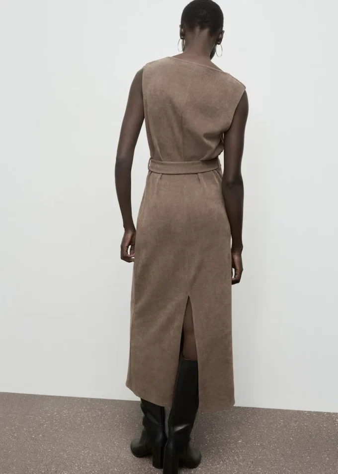 Pletené šaty s páskem